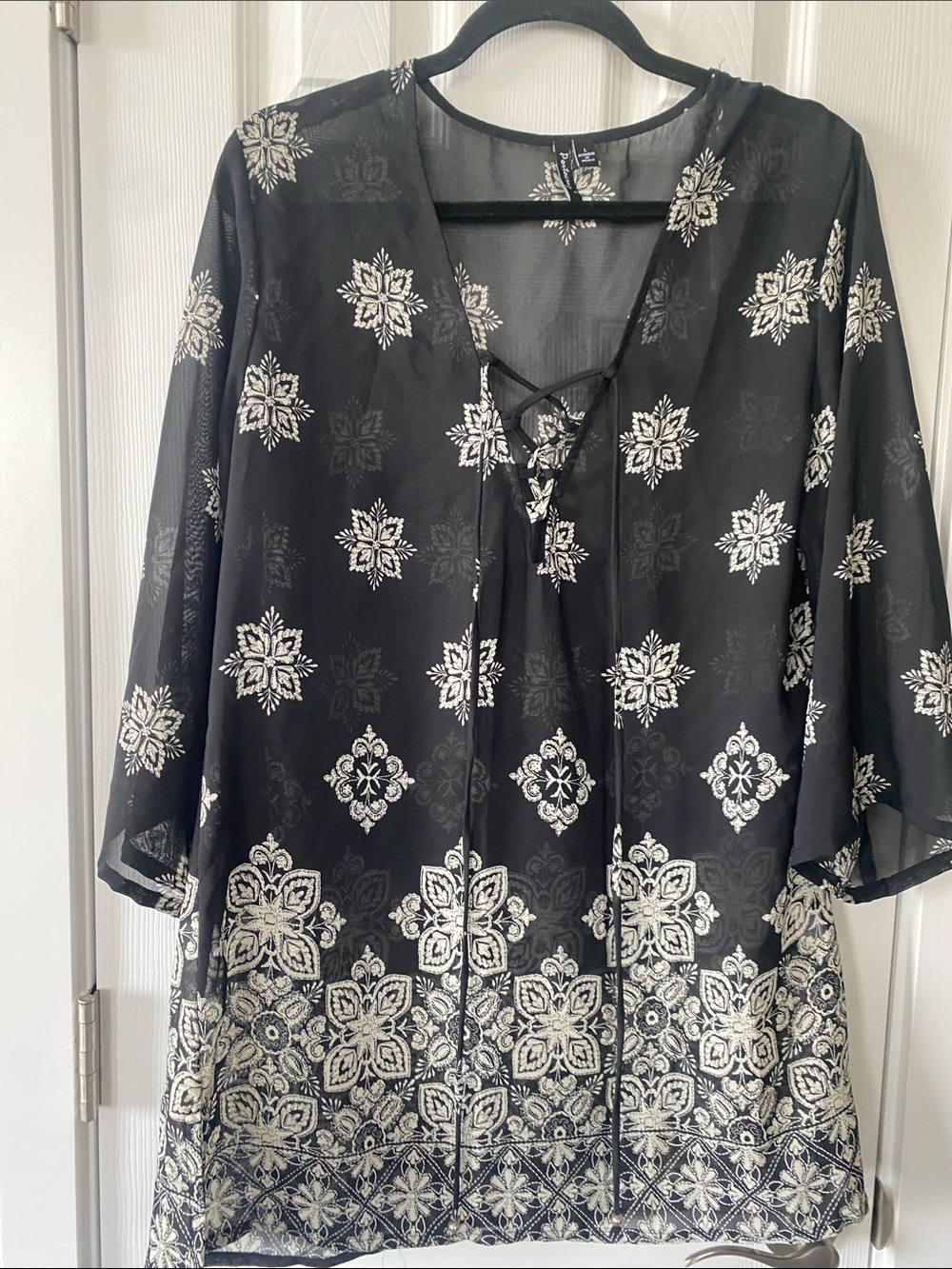 PontoCruz Black & White Lace-Up Boho Swimsuit Cover and Tunic Top Size L - Picture 8 of 11